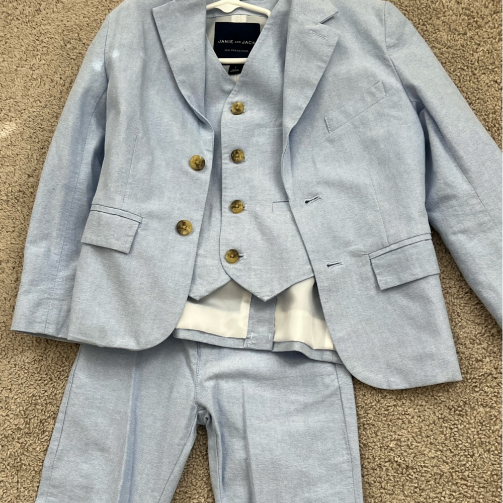 Janie and Jack Suit
